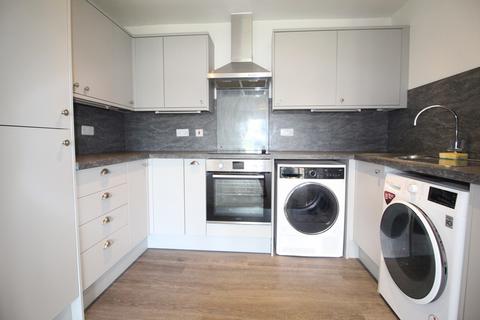 2 bedroom apartment for sale, Chantry Court, Westbury