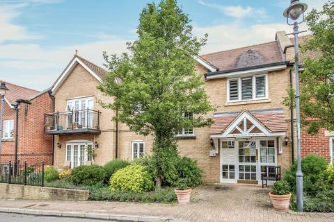 2 bedroom apartment for sale, Chantry Court, Westbury