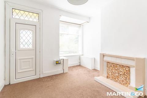 2 bedroom terraced house to rent, Court Oak Road, Harborne, B17
