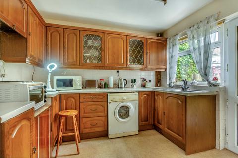 5 Chepstow Road, Gwernesney, Usk, NP15 1ES