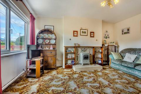 5 Chepstow Road, Gwernesney, Usk, NP15 1ES