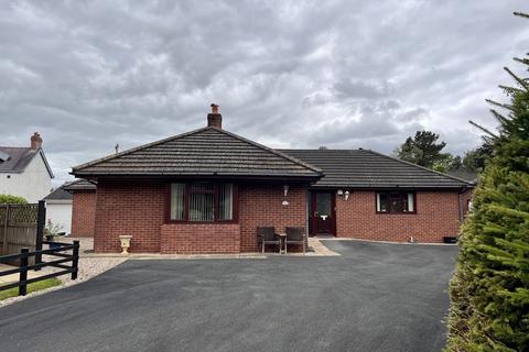 11 Llys Llanfair, Llandovery, SA20 0HU