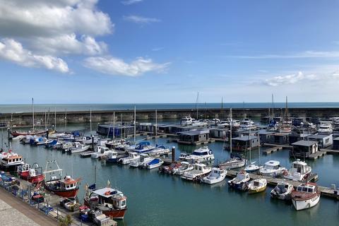 3 bedroom apartment for sale, Britannia Court, Brighton Marina Village, Brighton