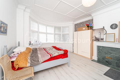 4 bedroom apartment to rent - Great North Road, Highgate, London