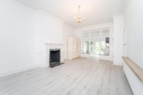 4 bedroom apartment to rent - Great North Road, Highgate, London