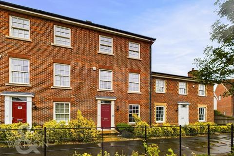 5 bedroom townhouse for sale, Lord Nelson Drive, Costessey, Norwich