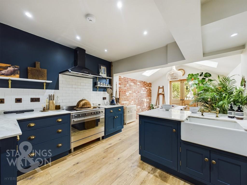 ster Street, Bungay 2 bed terraced house for sale £275,000