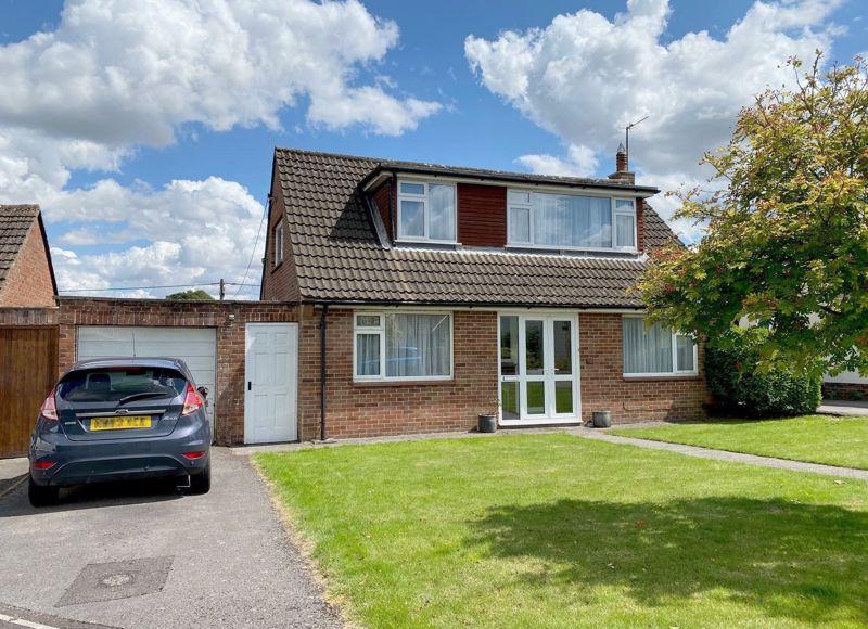 Plants Green, Warminster 3 bed detached house for sale £429,950
