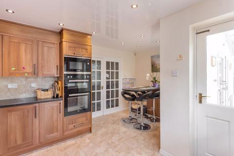 4 bedroom detached house for sale, Princes Meadow, Gosforth, Newcastle upon Tyne