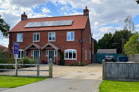 3 bedroom semi-detached house for sale, Meadowfields, Old Main Road, Scamblesby, Louth