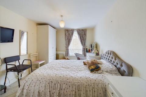2 bedroom apartment for sale - Three Bridges, Crawley