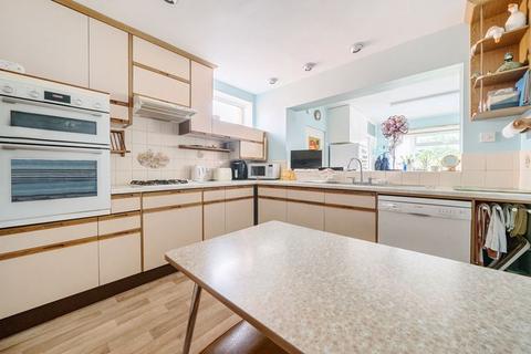 38 Bourne Road, Godalming, GU7 3NL