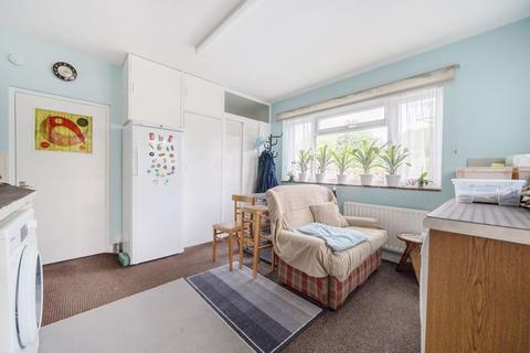 38 Bourne Road, Godalming, GU7 3NL