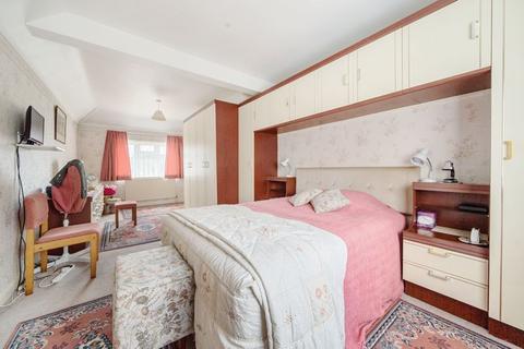 38 Bourne Road, Godalming, GU7 3NL