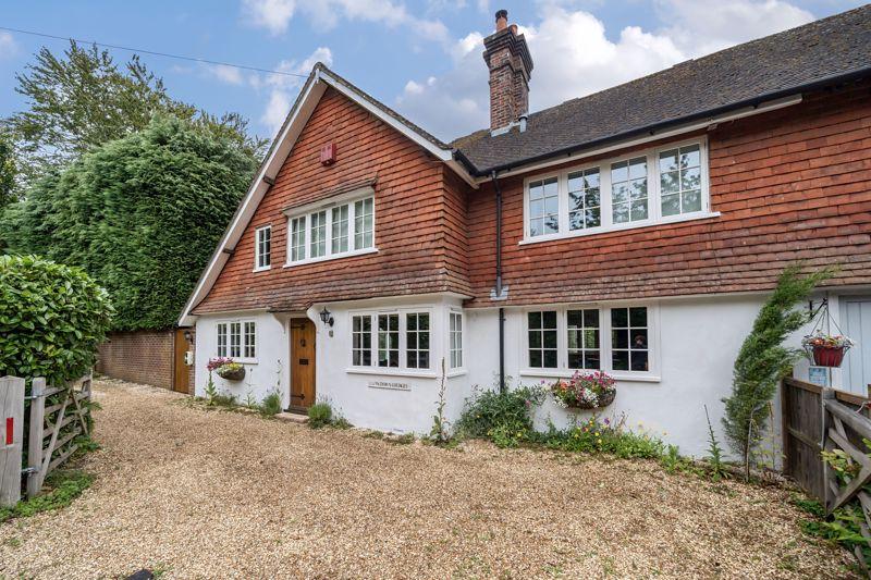 Hindhead Road, Hindhead 3 bed character property for sale £775,000