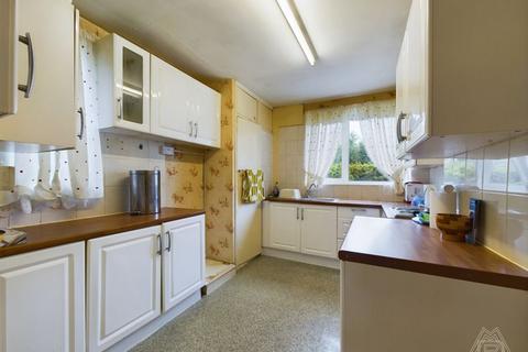 19 Loman Path, South Ockendon, RM15 5HL