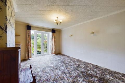 19 Loman Path, South Ockendon, RM15 5HL