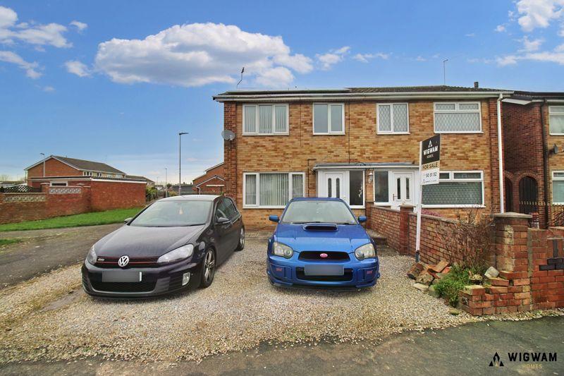 Jendale, Hull, HU7 3 bed semidetached house for sale £130,000