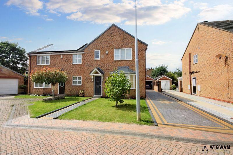 Barleigh Croft, Hull, HU9 3 bed semidetached house £220,000