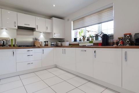 3 Birdwood Crescent, Brockworth, Gloucester, GL3 4WN
