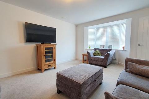 3 Birdwood Crescent, Brockworth, Gloucester, GL3 4WN