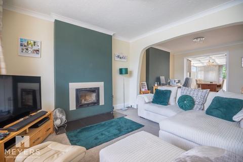 578 Charminster Road, Bournemouth, BH8 9SL