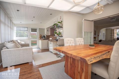 578 Charminster Road, Bournemouth, BH8 9SL