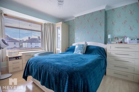 578 Charminster Road, Bournemouth, BH8 9SL