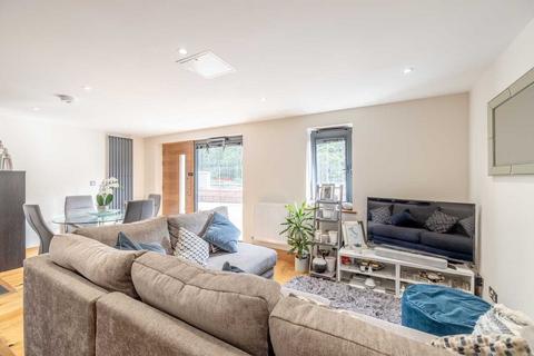 2 bedroom apartment for sale, Oxford Road, Gerrards Cross SL9