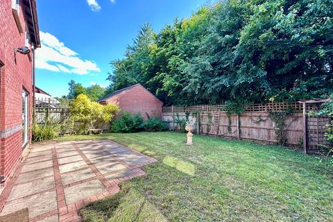 12 Auden Crescent, Ledbury, HR8 2UU