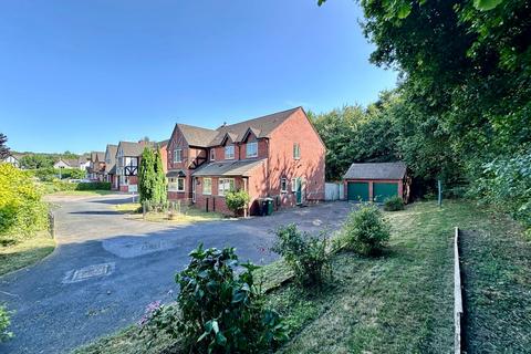 12 Auden Crescent, Ledbury, HR8 2UU