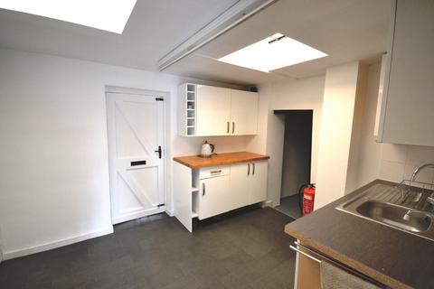 17 The Square, Alvechurch, Birmingham, B48 7LA