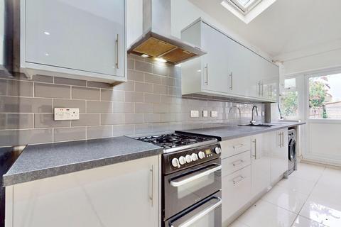 65 Whalebone Grove, Romford, RM6 6BL