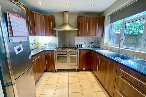 72 Bouverie Road, Hardingstone, Northampton, NN4 7EQ