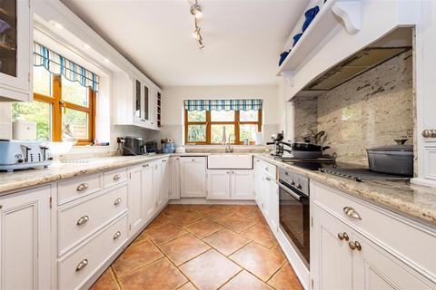 Honeysuckle Eagle Lane, Cleobury Mortimer, Kidderminster, DY14 8RA