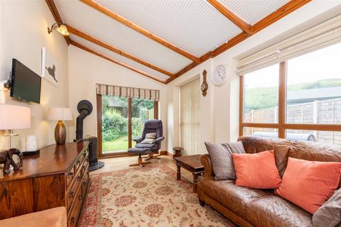 Honeysuckle Eagle Lane, Cleobury Mortimer, Kidderminster, DY14 8RA