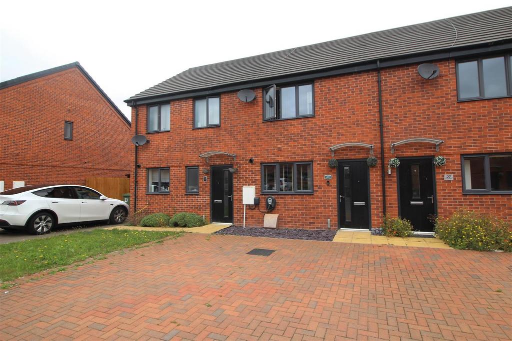 Draper Road, Peterborough 2 bed terraced house £200,000