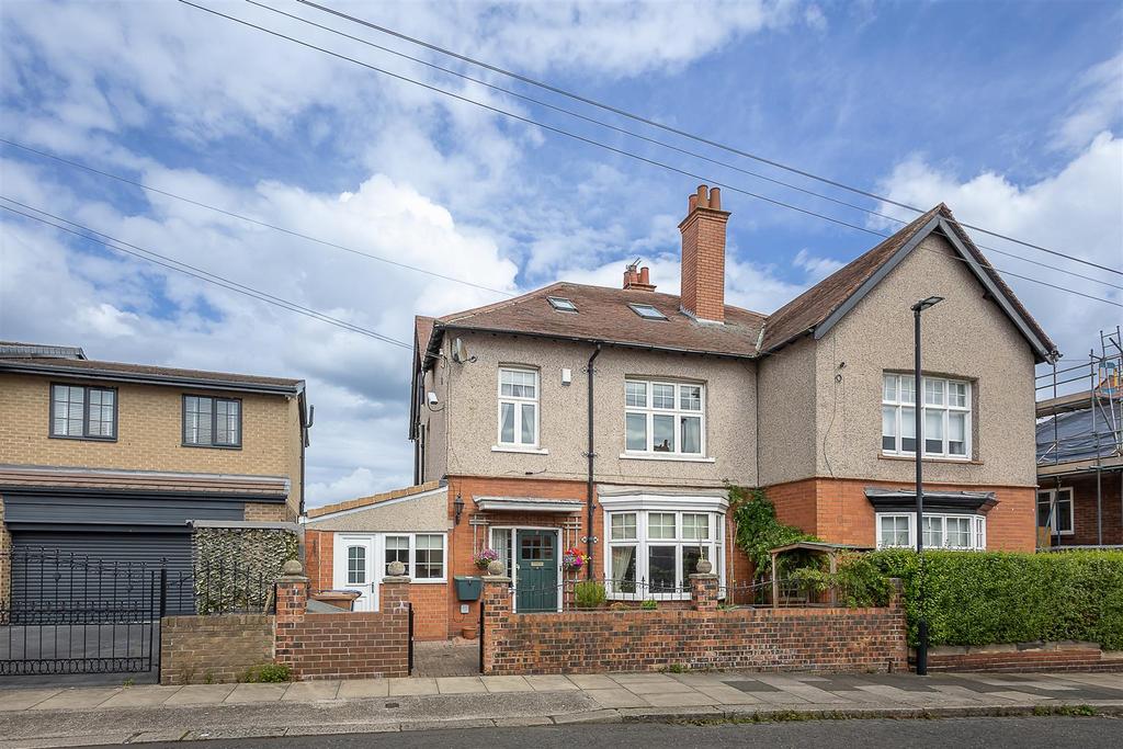Nuns Moor Crescent, Fenham, Newcastle... 5 bed semidetached house £
