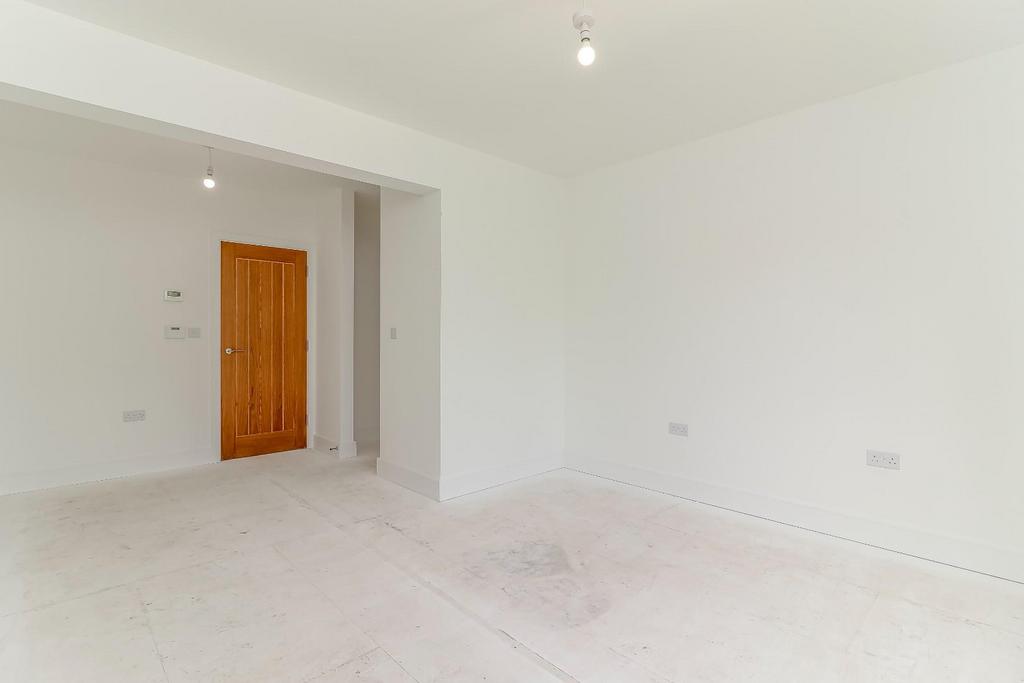 Master Bedroom - B.jpg