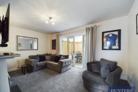 8 Carroway Close, Bridlington, YO16 6YW