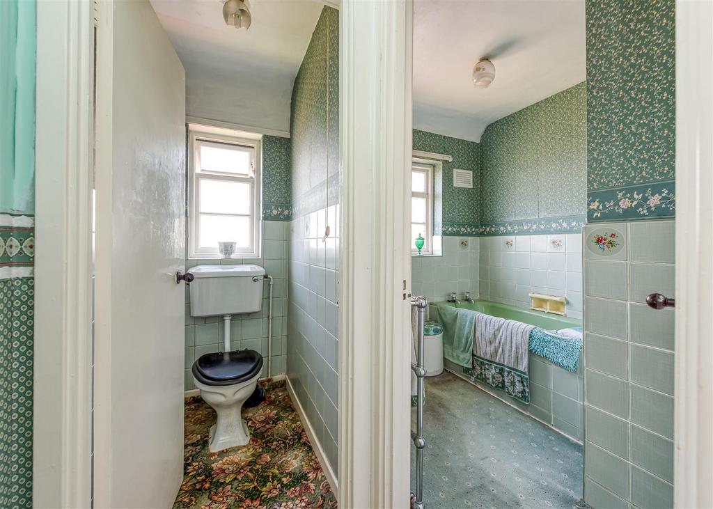 Oxleaze-bath1.jpg