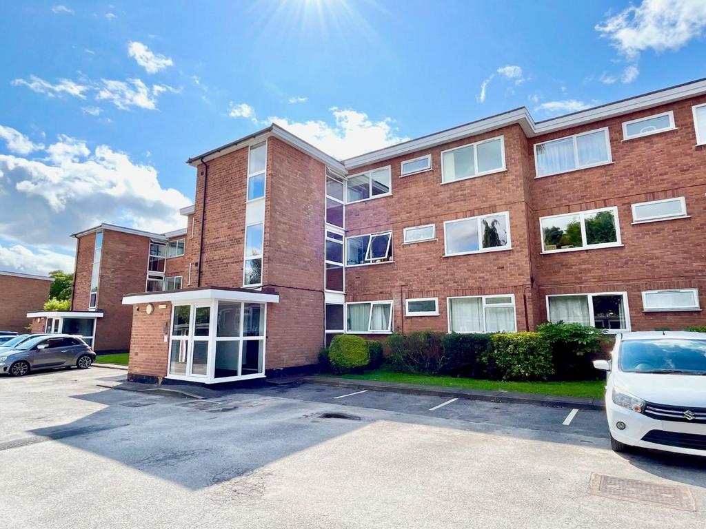 Wentworth Court, Lichfield Road, Four... 2 bed property £215,000