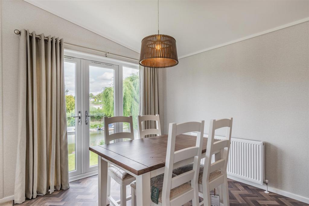 Open Plan Kitchen/Lounge/Dining Room