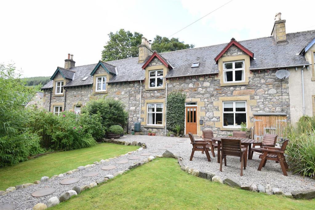 2 Swordale Cottages, Evanton 2 bed cottage £225,000