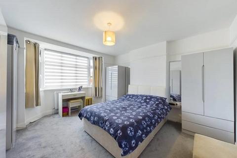 16 Ermin Street, Brockworth, Gloucester, GL3 4HJ