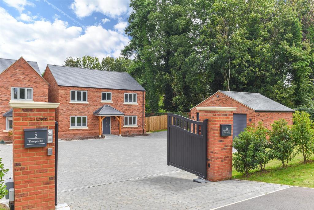Thorpeville, Moulton, Northampton 4 bed detached house £575,000