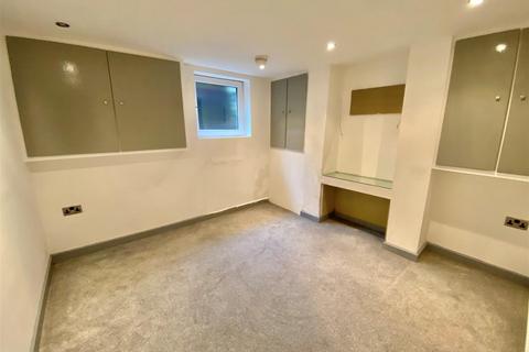 34 Barton Street, Macclesfield, SK11 6RX