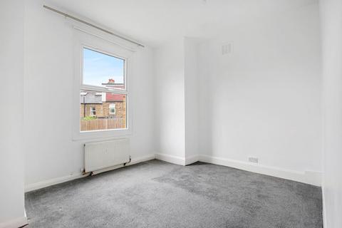 17a Werndee Road, London, SE25 5LB