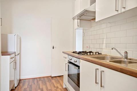 17a Werndee Road, London, SE25 5LB