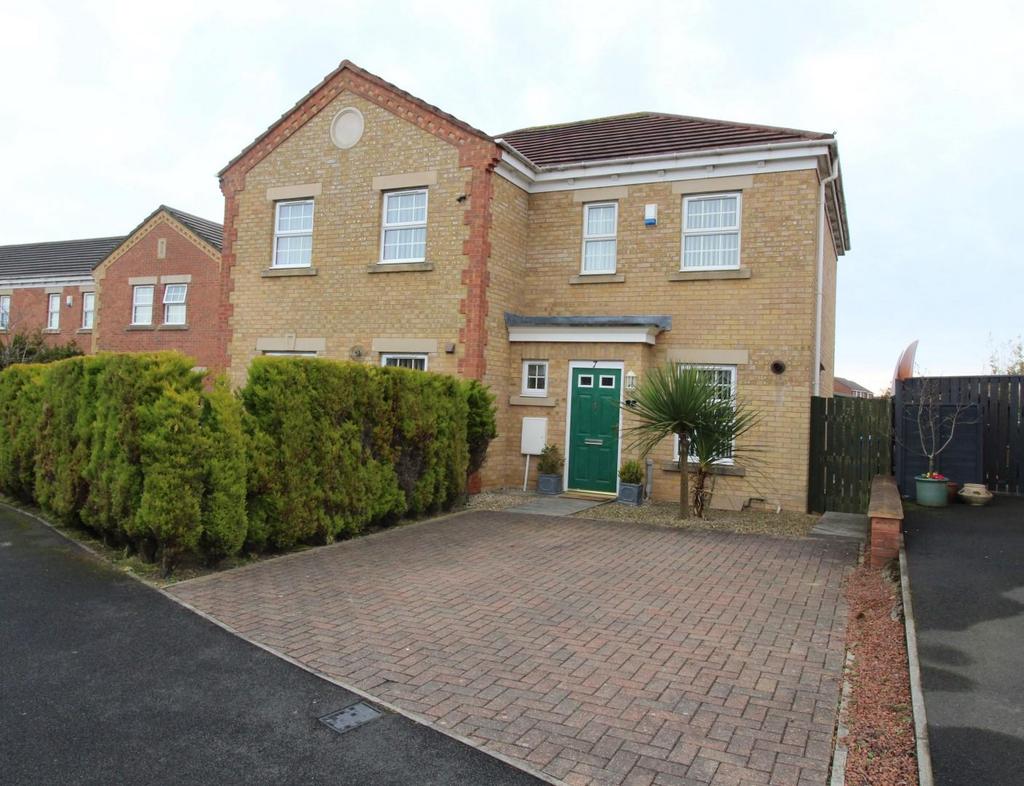 Grosvenor Place, Chase Farm, Blyth 2 bed semidetached house £580 pcm